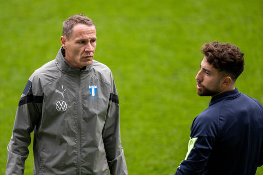Assistant coach Nikola Trajkovic and Moustafa Zeidan