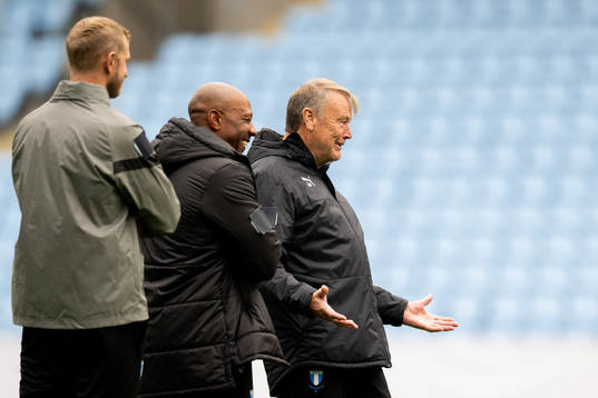 Assistant coach Jeffrey Aubynn and Head coach Åge Hareide