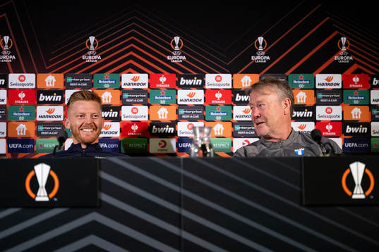 Anders Christiansen and head coach Åge Hareide