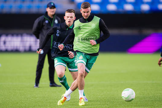 Ronan Finn of Shamrock Rovers warms up
