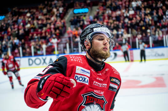 Malmö Redhawks Kristian Vesalainen jublar