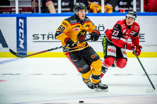 Luleås Julius Honka mot Malmö Redhawks Christoffer