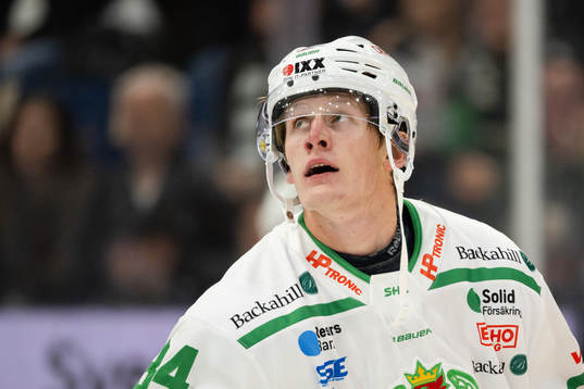 Rögles Adam Edström deppar