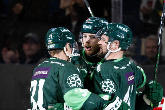 Färjestads Marcus Westfält och Henrik Björklund jublar