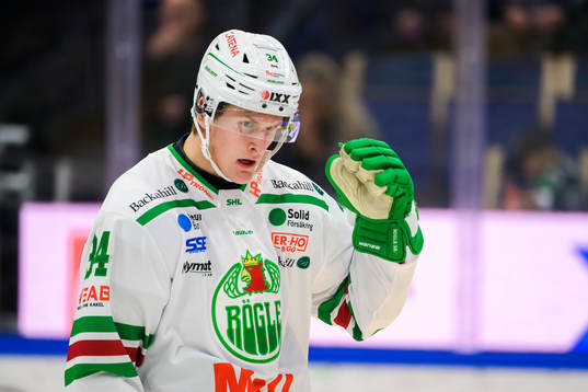 Rögles Adam Edström deppar