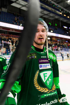 Färjestads Linus Johansson jublar