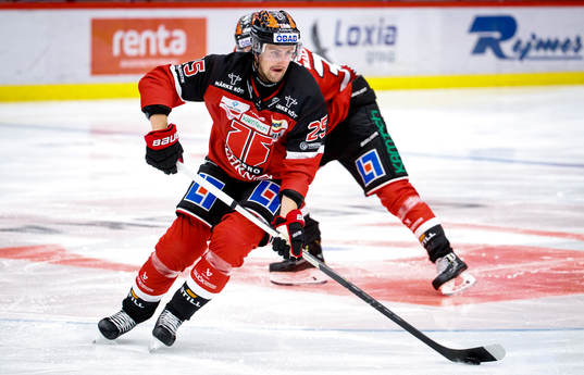Örebros Philip Holm