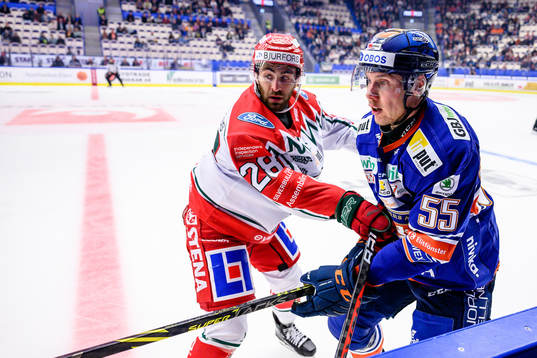 Frölundas Anthony Greco och Växjös Miika Koivisto