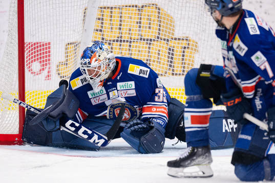 Växjös målvakt Emil Larmi