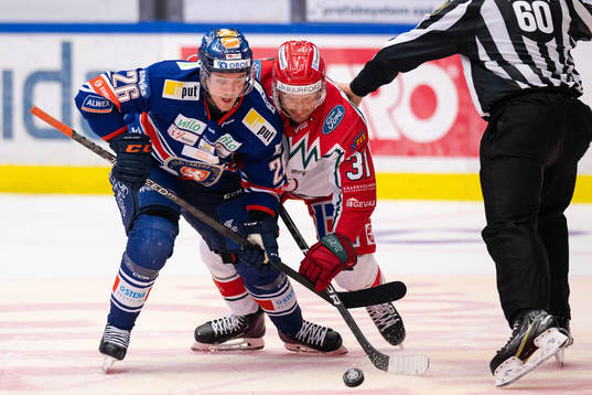 Växjös Joel Kellman och Frölundas Nicklas Lasu