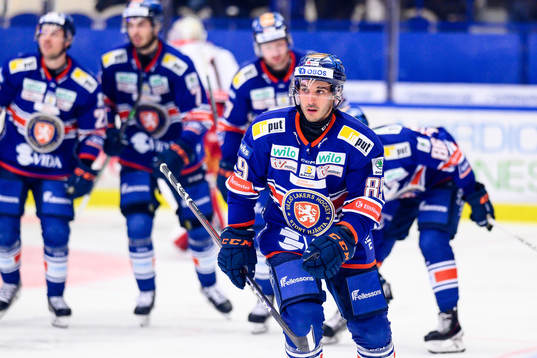 Växjös Jayden Halbgewachs jublar