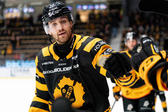 Skellefteås Arvid Lundberg jublar