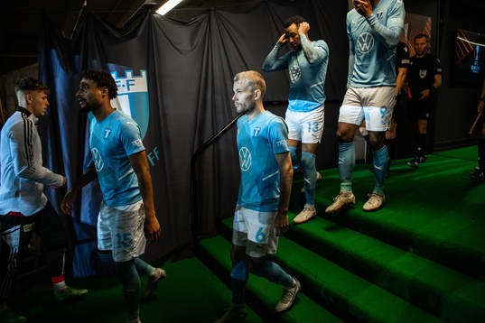 Joseph Ceesay and Oscar Lewicki of Malmö FF