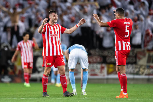 Robin Knoche and Danilho Doekhi of Union Berlin celebrate