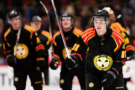 Brynäs Dmytro Timashov jublar