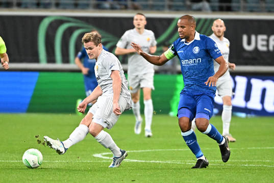 Hampus Finndell of Djurgården and Vadis Odjidja of Gent