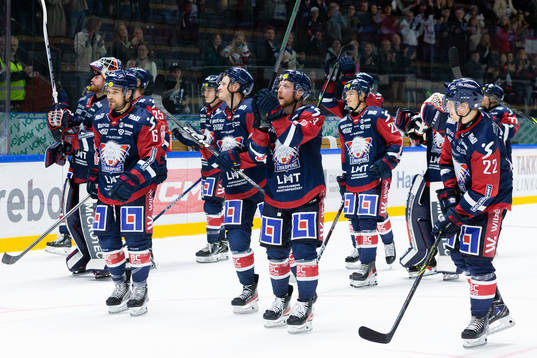 Linköpings spelare jublar