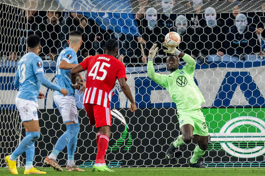 Goalkeeper Ismael Diawara of Malmö FF