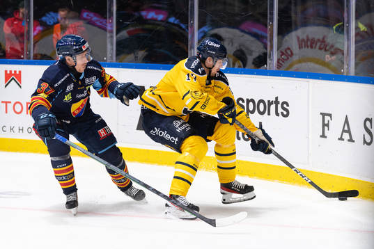 Djurgårdens John Norman och Södertäljes Johan Ivarsson