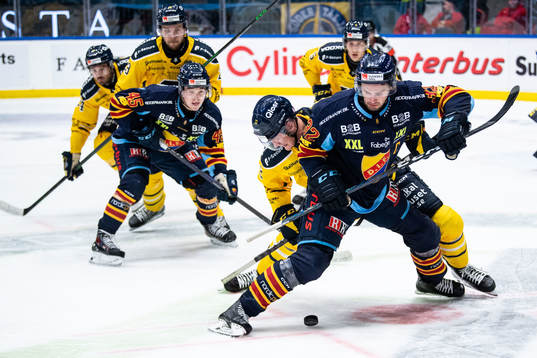 Södertäljes Jacob Bjerselius och Djurgårdens Marcus