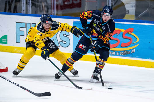 Södertäljes Filiph Engsund och Djurgårdens David Blomgren