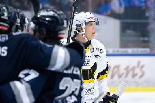 Västerås Emil Aronsson deppar