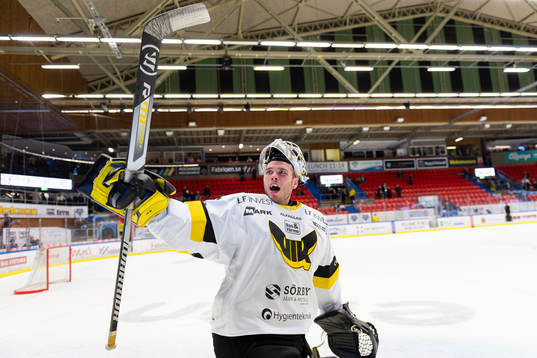 Bläddra bland fler bilder av Ishockey, Hockeyallsvenskan, Karlskoga - Västerås