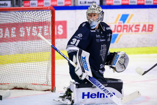 Karlskogas målvakt Marcus Hellgren