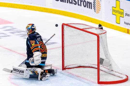 Djurgårdens målvakt Carl Lindbom