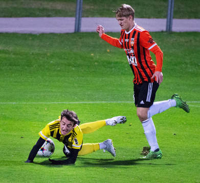 IFK Hässleholms Armin Culum görs ner och får straff i