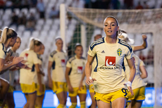 Kosovare Asllani of Sweden