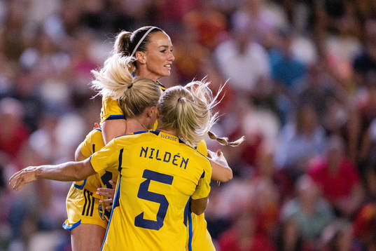 Kosovare Asllani of Sweden celebrates the 0-1 goal