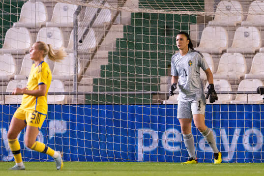 Goalkeeper Zecira Musovic of Sweden