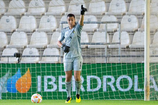 Goalkeeper Zecira Musovic of Sweden