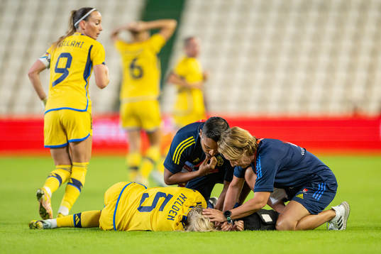 Amanda Nilden of Sweden in pain