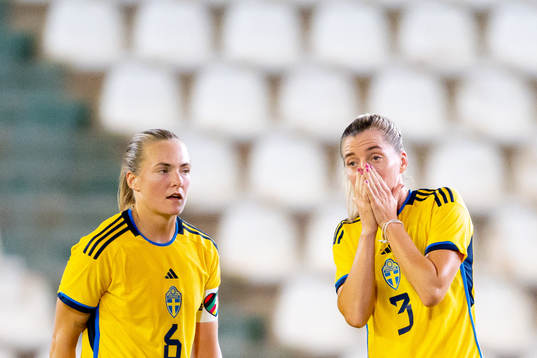 Magdalena Eriksson and Linda Sembrant of Sweden look