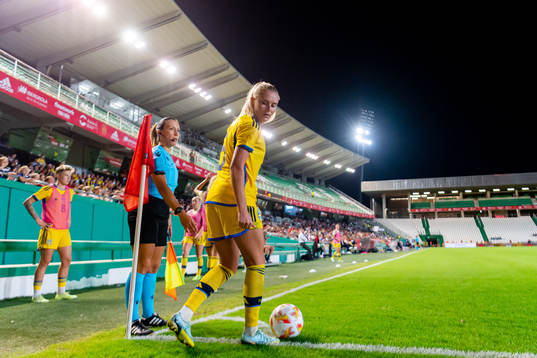 Amanda Nilden of Sweden