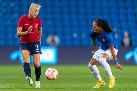 Anja Sønstevold of Norway and Adriana Leal Da Silva of