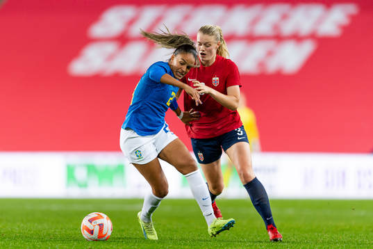 Gabriela Nunes Da Silva of Brazil and Mathilde Harviken of
