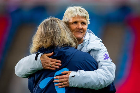 Hege Riise, head coach of Norway, and Pia Sundhage, head