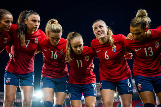 Tuva Hansen, Ingrid Syrstad Engen, Kristine Bjørdal Leine,