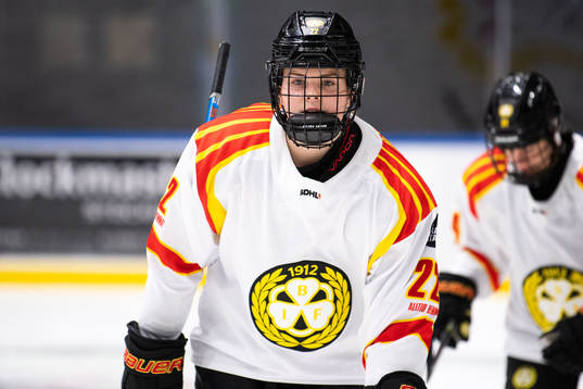 Brynäs Hanna Thuvik jublar
