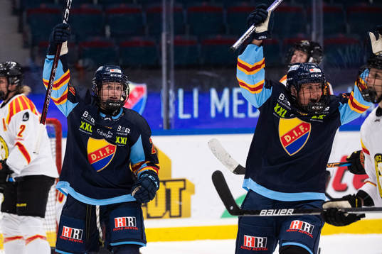 Djurgårdens Brette Pettet med jublar Nicola Eisenschmid