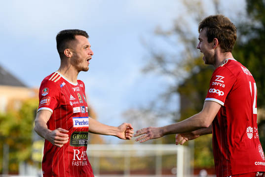 Skövdes Yoann Fellrath jublar