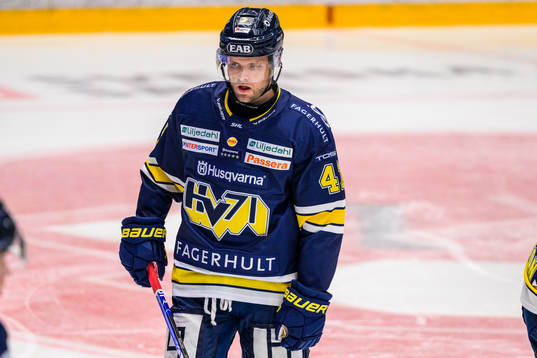 HV71s Chad Billins