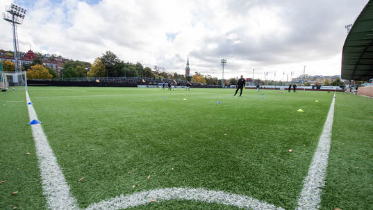 Valhalla IP innan fotbollsmatchen i Ettan södra mellan