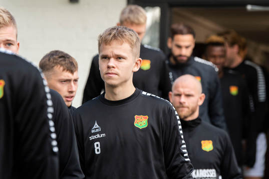 GAIS Viktor Alexandersson innan fotbollsmatchen i Ettan