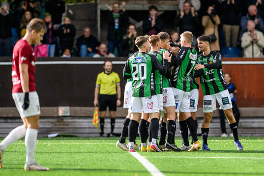 GAIS spelare jublar