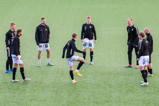 GAIS spelare Gustav Lundgren , Filip Gustafsson, Axel