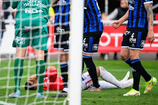 Degerfors Sean Sabetkar har ont